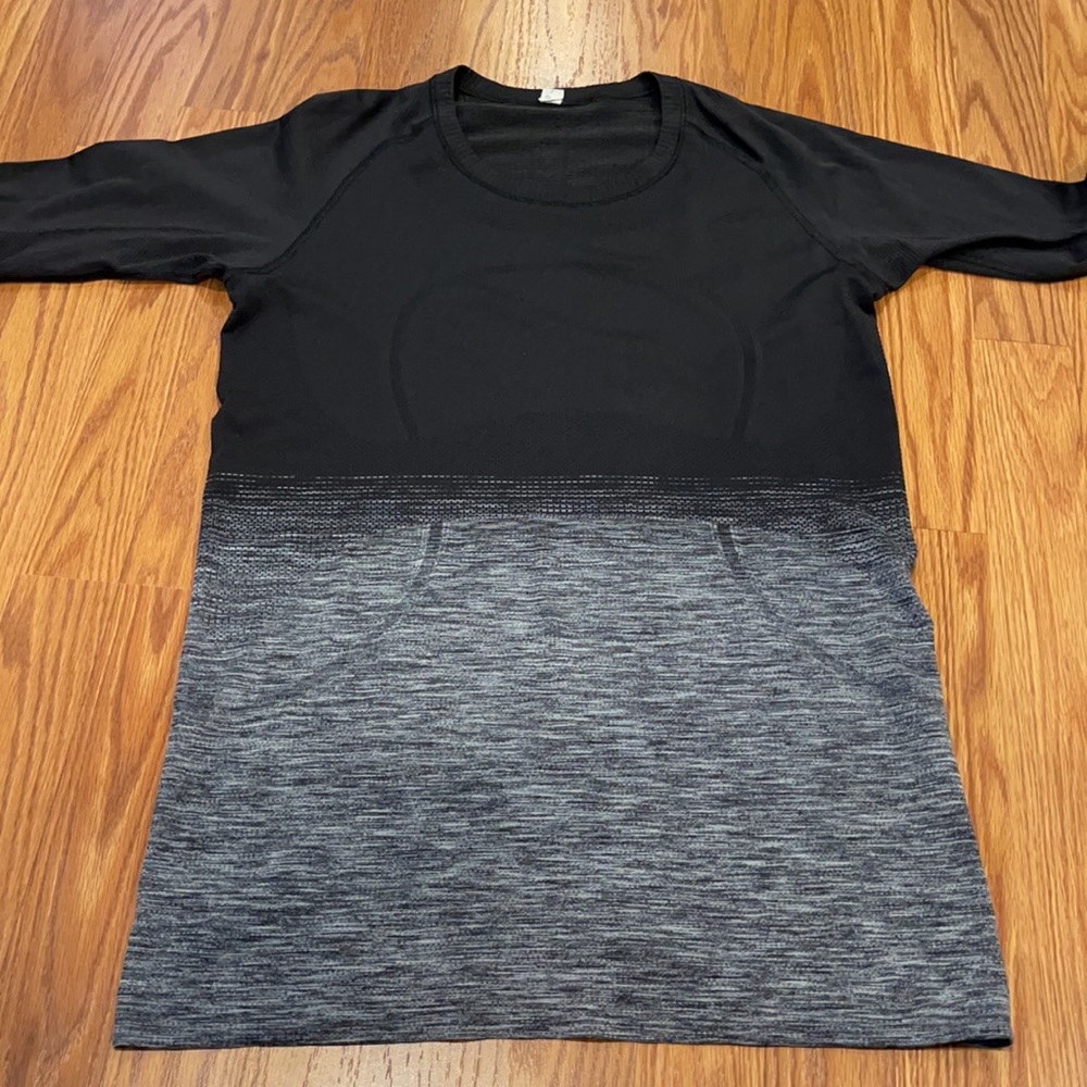 Lululemon Swiftly Tech Long Sleeve Crew